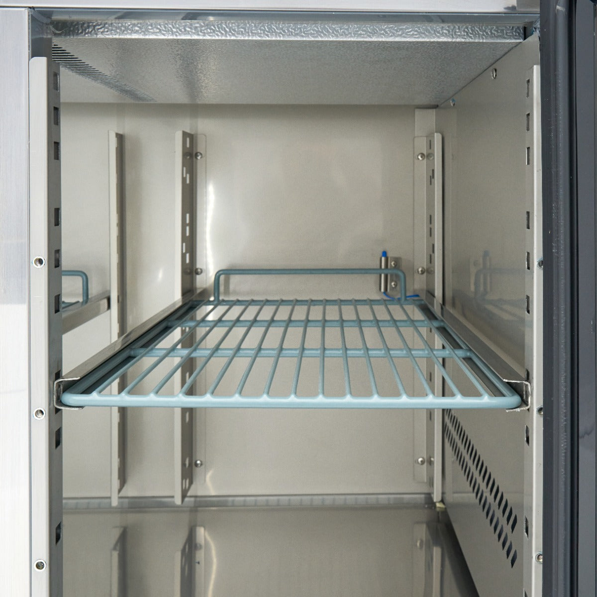 Réfrigérateur de comptoir - 180 cm - 3 portes vitrées
