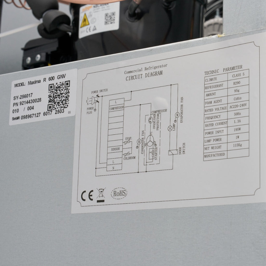 Réfrigérateur - 600 L - 3 étagères réglables (2/1 GN)  - acier inoxydable - sur roulettes
