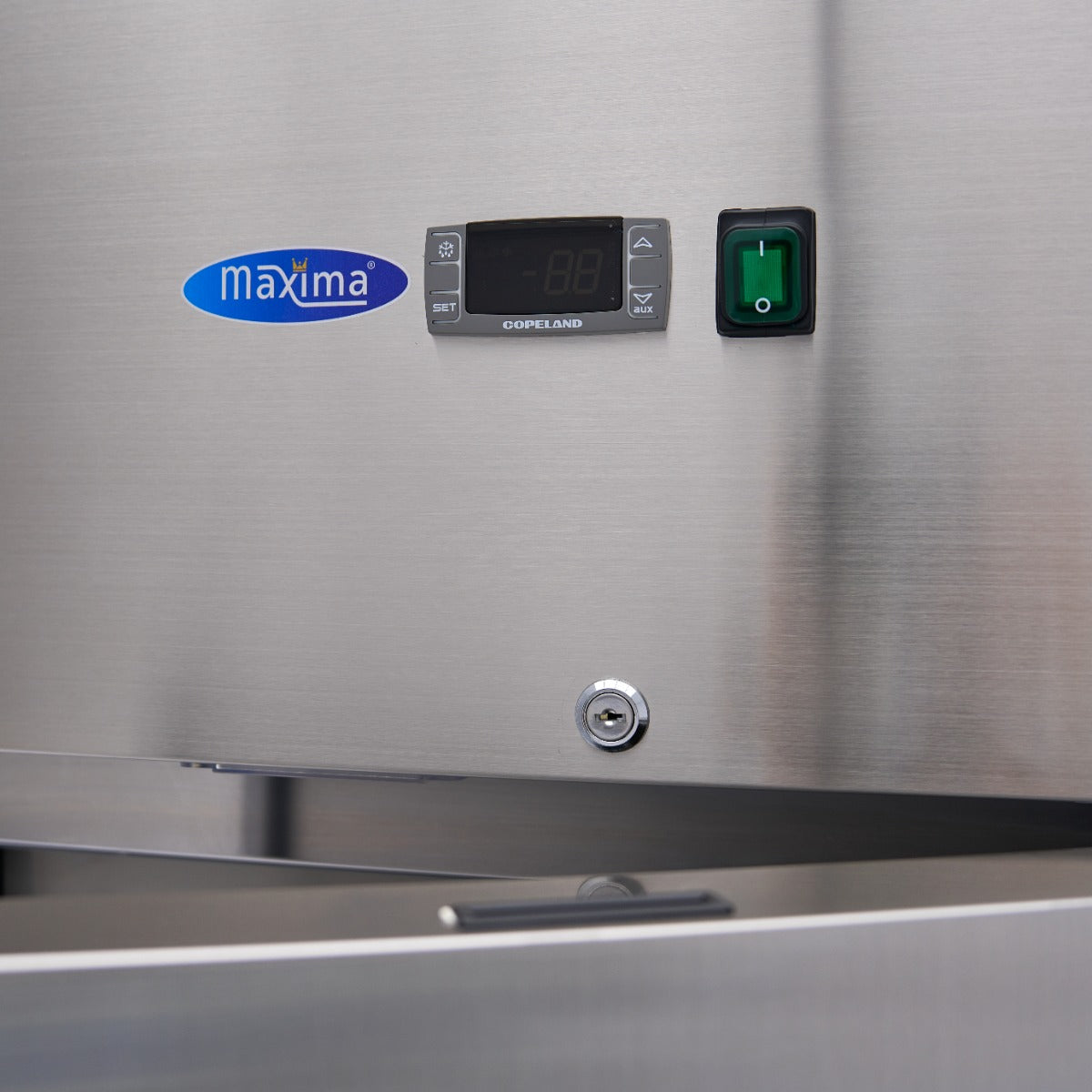 Réfrigérateur - 600 L - 3 étagères réglables (2/1 GN)  - acier inoxydable - sur roulettes